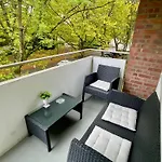 アパート Gemuetliche 2 Nahe Koeln Am Park ヒュルト