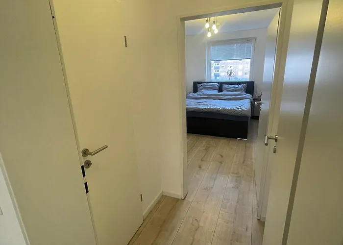 Gemuetliche 2 Nahe Koeln Am Park Hürth